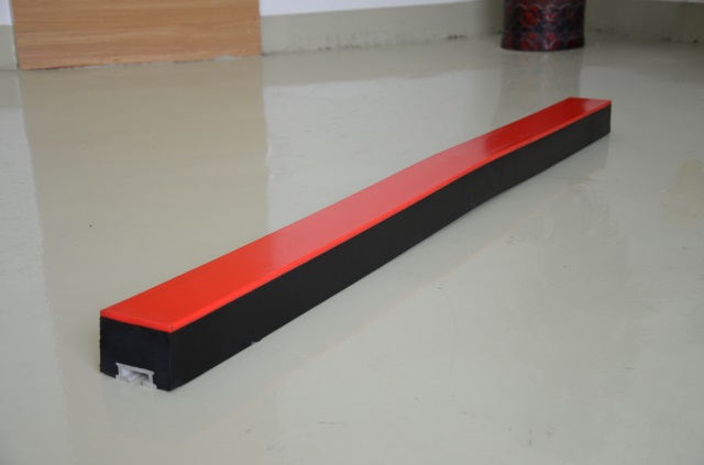 Sistem Konveyor Belt Pelindung Rubber Impact Bar